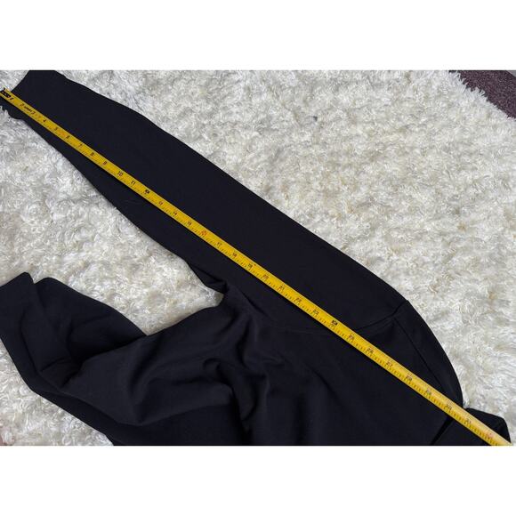 Vuori Men's Ace Button Down Long Sleeve Shirt Navy Blue Performance Work Travel - Picture 4 of 8